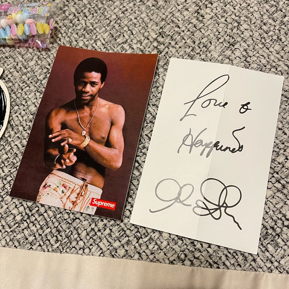 Supreme Bundle - Picture 4 of 7